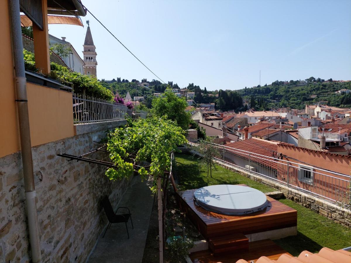 Holiday Home Amazing View Pirano Esterno foto