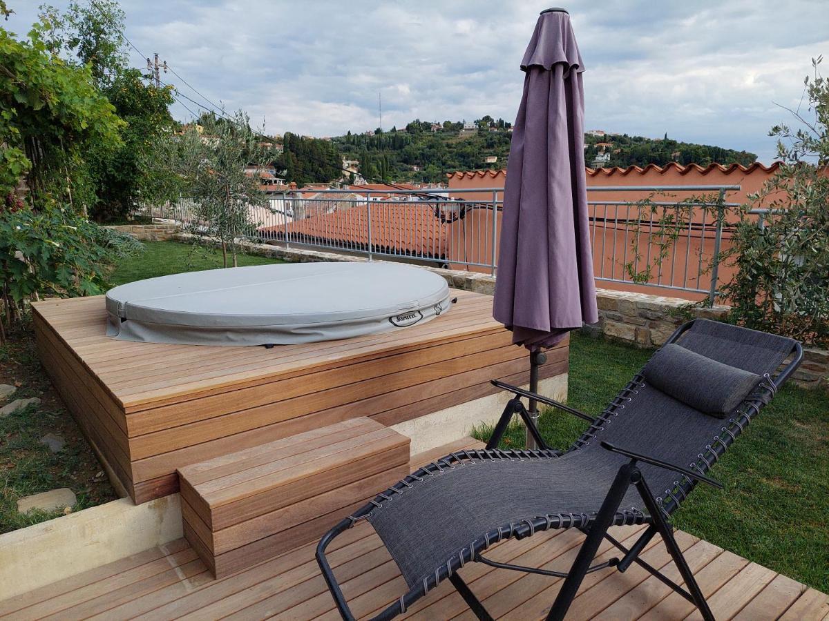Holiday Home Amazing View Pirano Esterno foto
